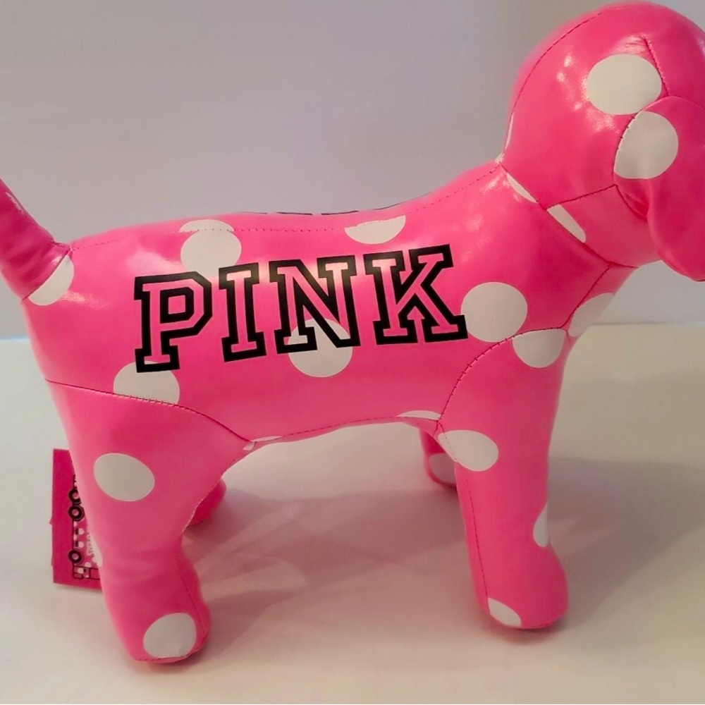 NWTs & bus sticker Rare VS Pink large 2017 Tour bus doggie